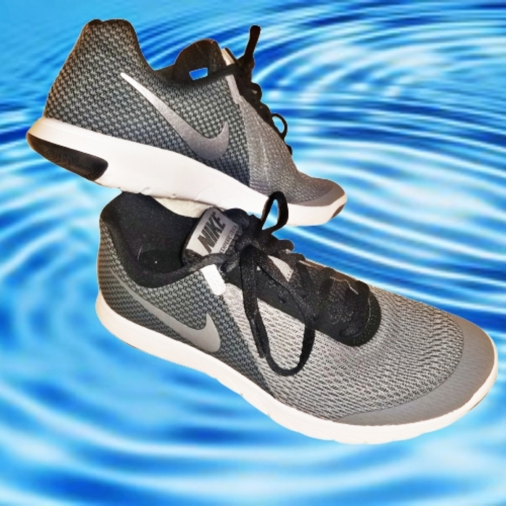 Nike Flex Experience RN 6 8.5 Black Silver Sneaker